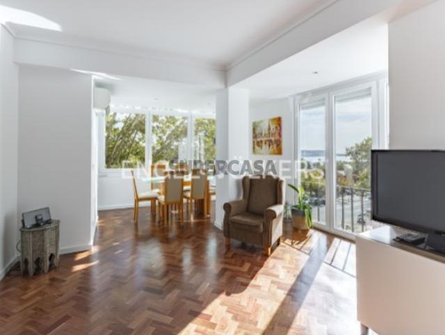 T2 totalmente remodelado no Restelo