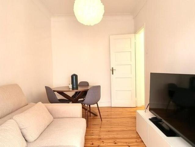 T2 totalmente renovado com varanda | Falagueira – Venda Nova 60m² Falagueira Venda Nova