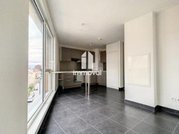 67800, Hoenheim, Bas-Rhin - Ascenseur