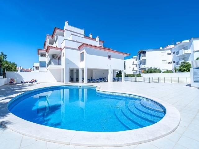 T2 | Albufeira | Piscina | Alojamento Local | Central | 2 Lu. 129m² Albufeira e Olhos de Água