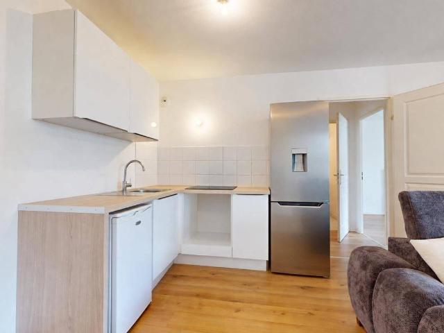 T2 au rez de chaussée avec terrasse et stationnement privatif