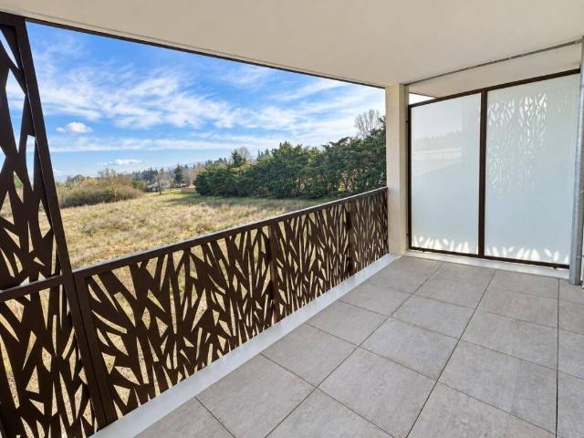 T2 avec balcon et parking à MONTEUX