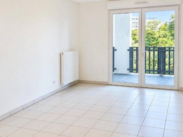 T2 avec balcon et parking à MONTPELLIER