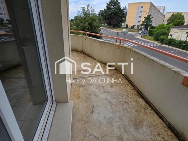 T2 avec balcon + piscine, loué ou non 800¤/mois !