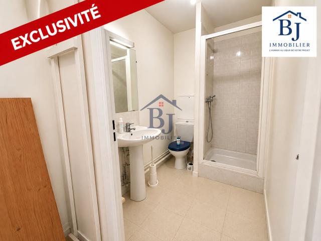 T2 avec garage fermé, proche Vilaine et métro Rennes Arsen. 29m² Rennes