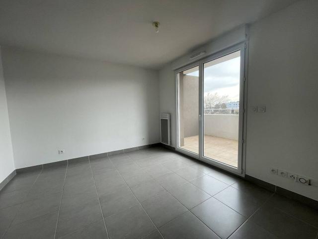 T2 AVEC TERRASSE / MONTPELLIER SABINES