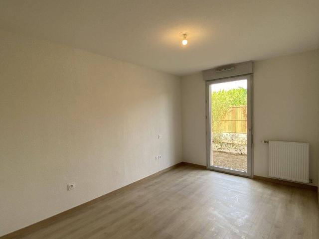 T2 AVEC TERRASSE ET PARKING