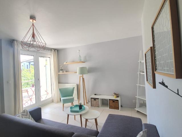 T2 Bis 48.80m² Meublé Terrasse, Parking