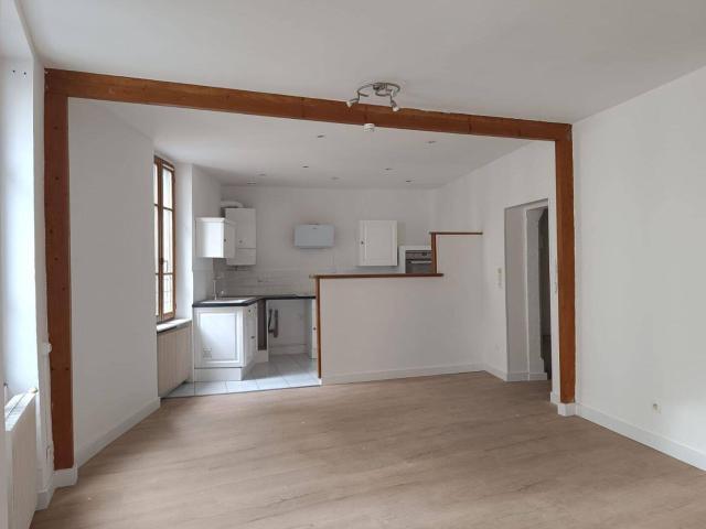 T2 bis de 76 m² offrant de beaux volumes