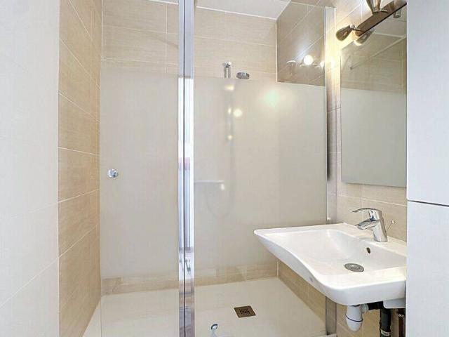 T2 + cave, parking 51 m2 NEUILLY PLAISANCE