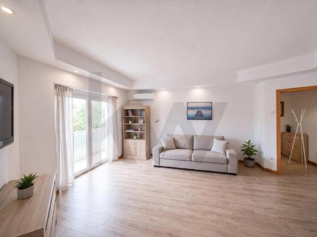 T2 com 105m² com varanda no coração de Alvalade 90m² Alvalade