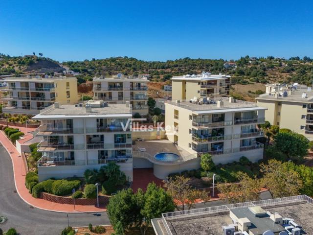 T2 com garagem box e piscina nas VARANDAS DE SÃO JOÃO Lagos