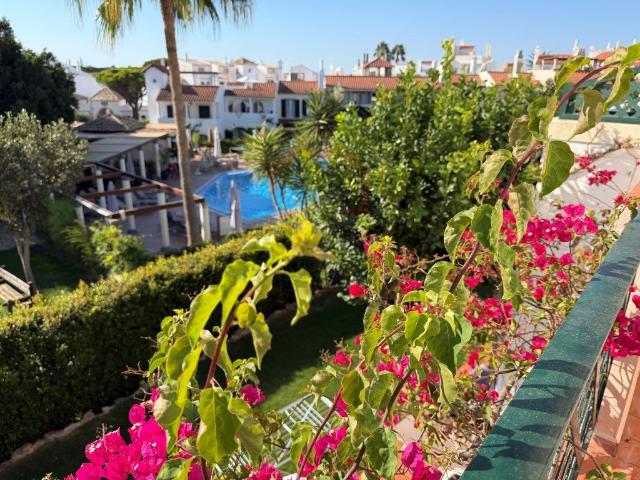 T2 com grande terraço, á venda em Vilamoura 60m² Quarteira
