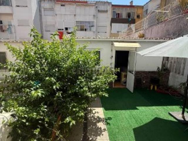 T2 com logradouro, totalmente remodelado, Paio Pires Seixal