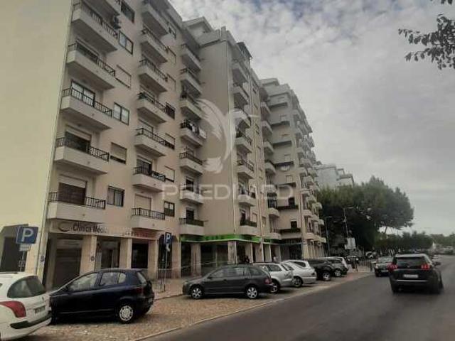 T2 Com Parqueamento, Bonfim, Setubal