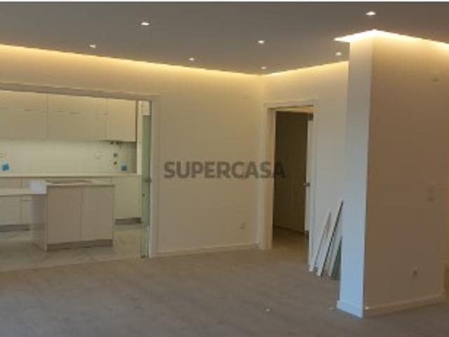 T2 com Parqueamento e Arrecadação. Não procure mais a sua casa de sonhos, amanhã pode ser tarde, marque já a sua visita