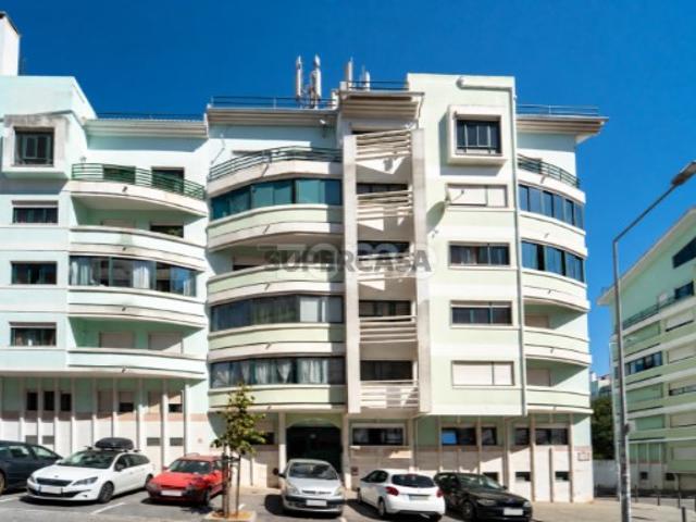 T2 com parqueamento Quinta da Cavaleira, Algueirão Mem Martins