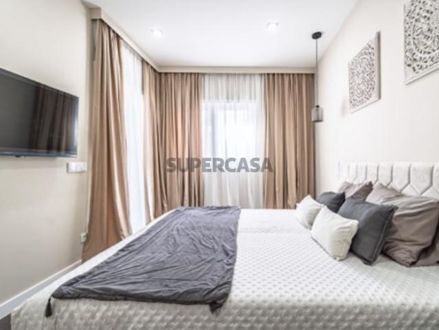 T2 com terraço 10,60m2 300 metros da costa