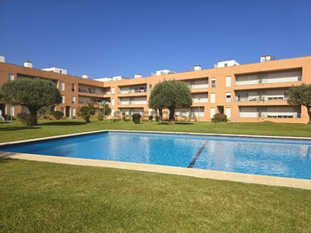 T2 com Terraço e Piscina na Praia de Esposende