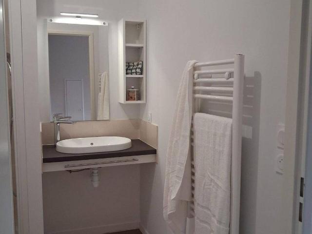 T2 DANS RESIDENCE AVEC LOGGIA