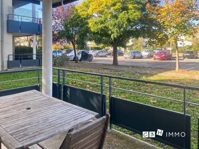 T2 dans résidence avec piscine 35m² Labastidette