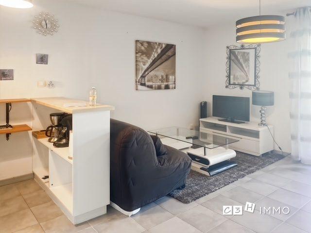 T2 dans résidence avec piscine 35m² Labastidette