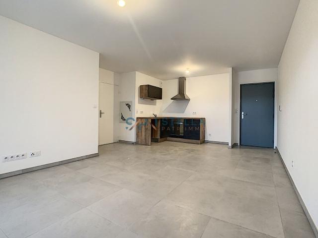 T2 de 45 m² avec terrasse et garage Carré de Bodiccione