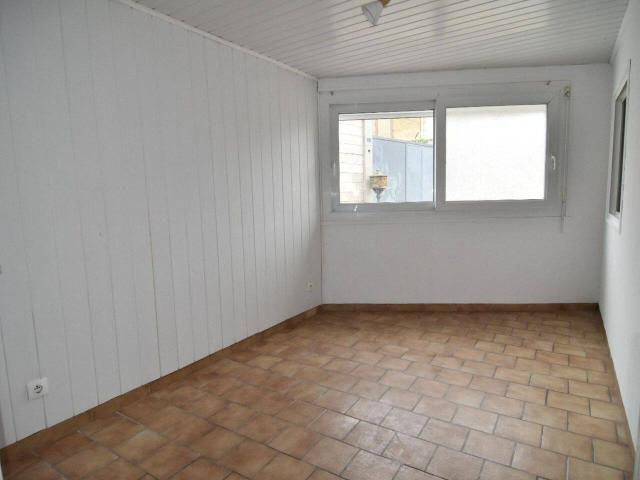 T2 de 55 m² avec grand séjour lumineux
