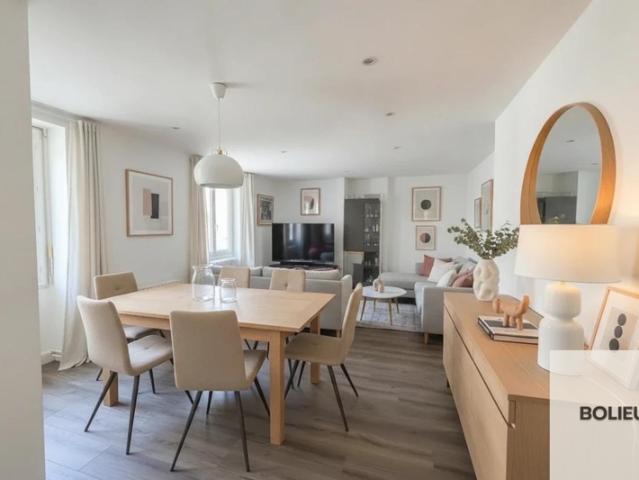 T2 de 82 m2 entièrement rénové Grenoble Saint Laurent