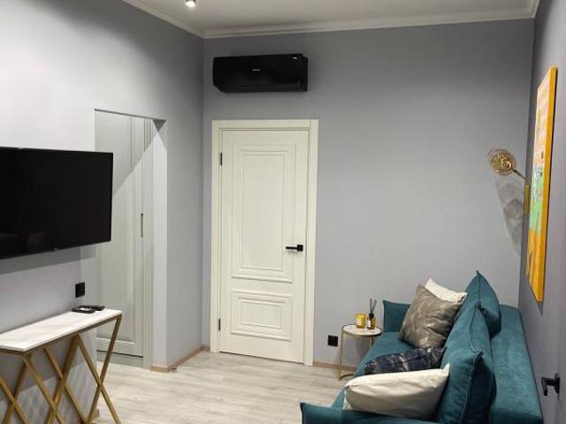 T2 de 30m² – Paris 17 – étage élevé – 833€/mois CC