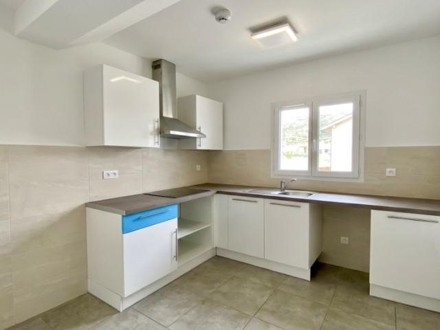 T2 de 37m2 avec terrasse et parking Secteur Goudes | Berthoz Immobilier