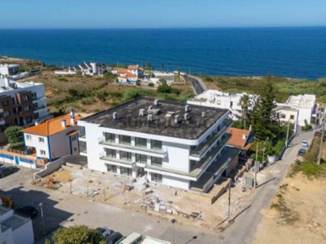 T2 de Luxo, a 700m da praia com vista mar