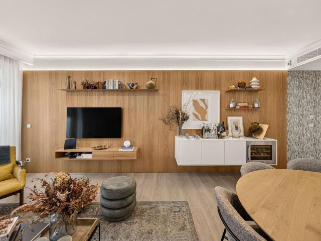 T2 de Luxo com Piscina, Jardim, Estacionamento em Lisboa 110m² Estrela