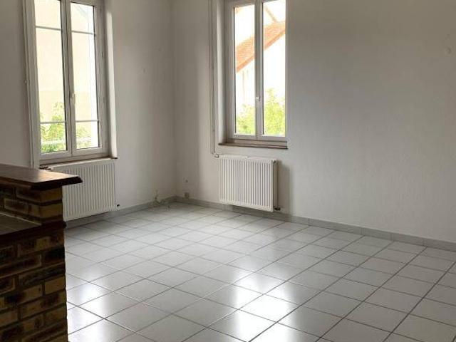 T2 duplex 1er étage avec place de parking