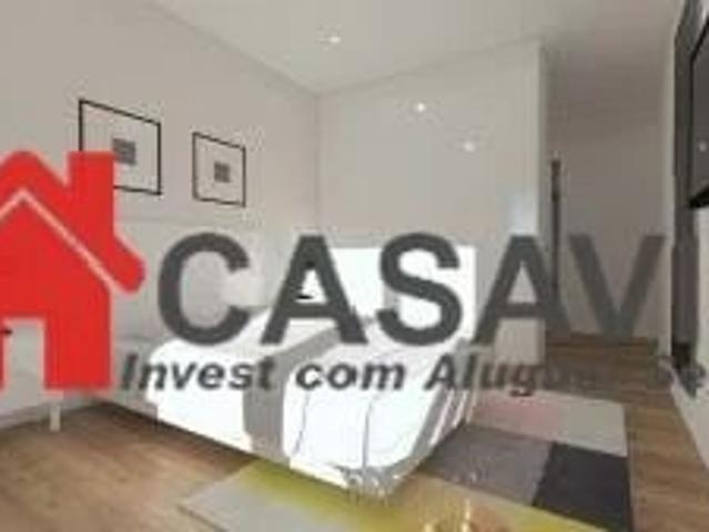Apartamento T5 com terraço
