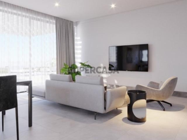 T2 Duplex com jardim, inserido no M33 Residences, Quarteira
