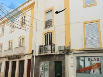 T2 Duplex com Terraço no Centro Histórico de Elvas