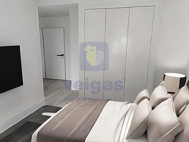 T2 Duplex com Varandas e Garagem em Vale Milhaços