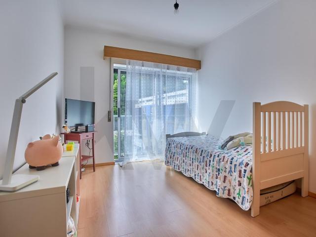 T2 Duplex com 146 m², Piscina, Garagem e Arrecadação | Fajã de Baixo
