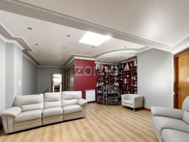 T2 duplex Algueirão Mem Martins