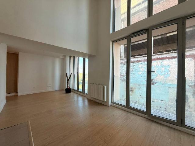 T2 DUPLEX AVEC PARKING 665,22 euros/mois C.C