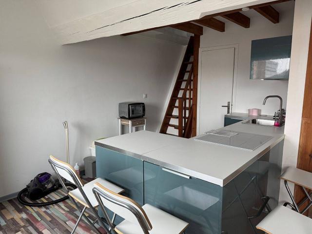 T2 duplex meublé 33 m² LILLE VAUBAN