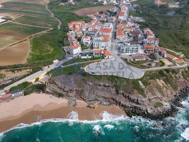 T2 Duplex Remodelado a 4 Minutos da Praia de São Bernardino