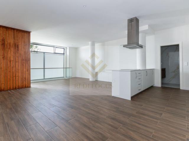 T2 duplex renovado com 162m² em Argoncilhe