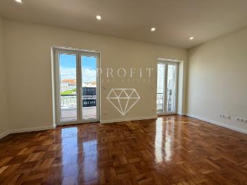 T2 em Linda a velha remodelado para venda