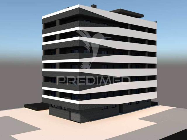 T2 em Monte Gordo, em edifício na 2ª linha com piscina