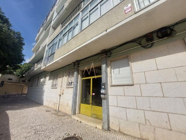 T2 em Paço de Arcos Onde o mar encontra a cidade