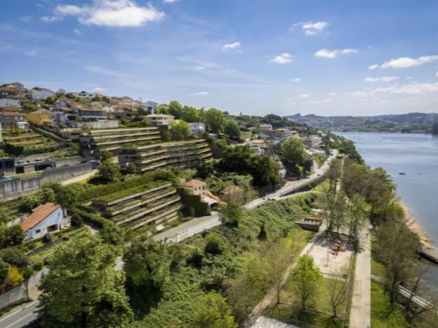 T2 Em Primeira Linha do Rio Douro