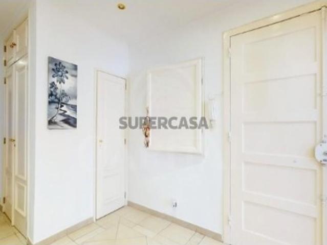 T2 em Queluz c/Terraço