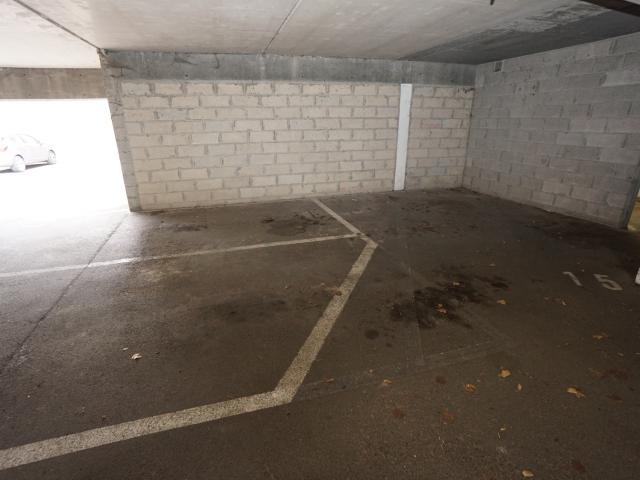 T2 EN DUPLEX AVEC PARKING ET CAVE PROCHE CENTRE ET COMMODITÉS